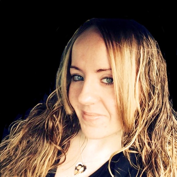 Meet your Posher, Stacey - Picture 1 of 1